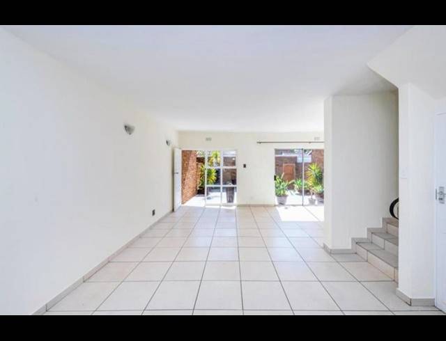 3 BEDROOM TOWNHOUSE FOR SALE IN BEDFORD GARDENS